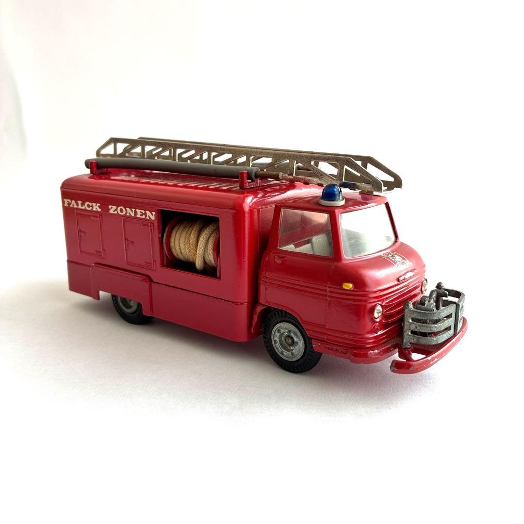 TEKNO 459 ボルボ FALCK ZONEN 消防車 15cm