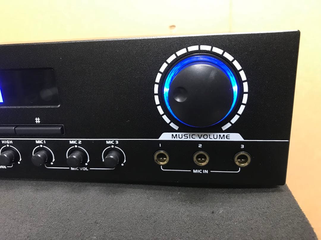 P14a CLASSIC PRO KOK700 カラオケアンプ 黒 動作確認済み