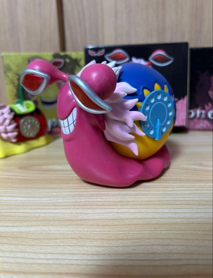 ドフラミンゴ　フィギュア　電伝虫3種セット