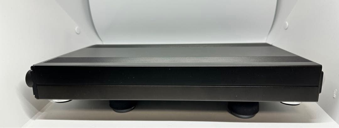 NuForce デジタルアンプ　IA-7 Amplifier