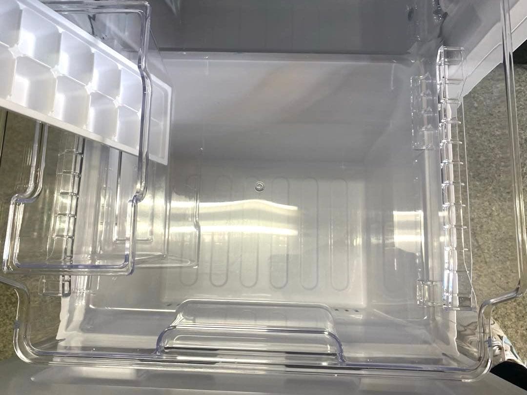 ハチ*　冷蔵庫、洗濯機、掃除機、ガスコンロ