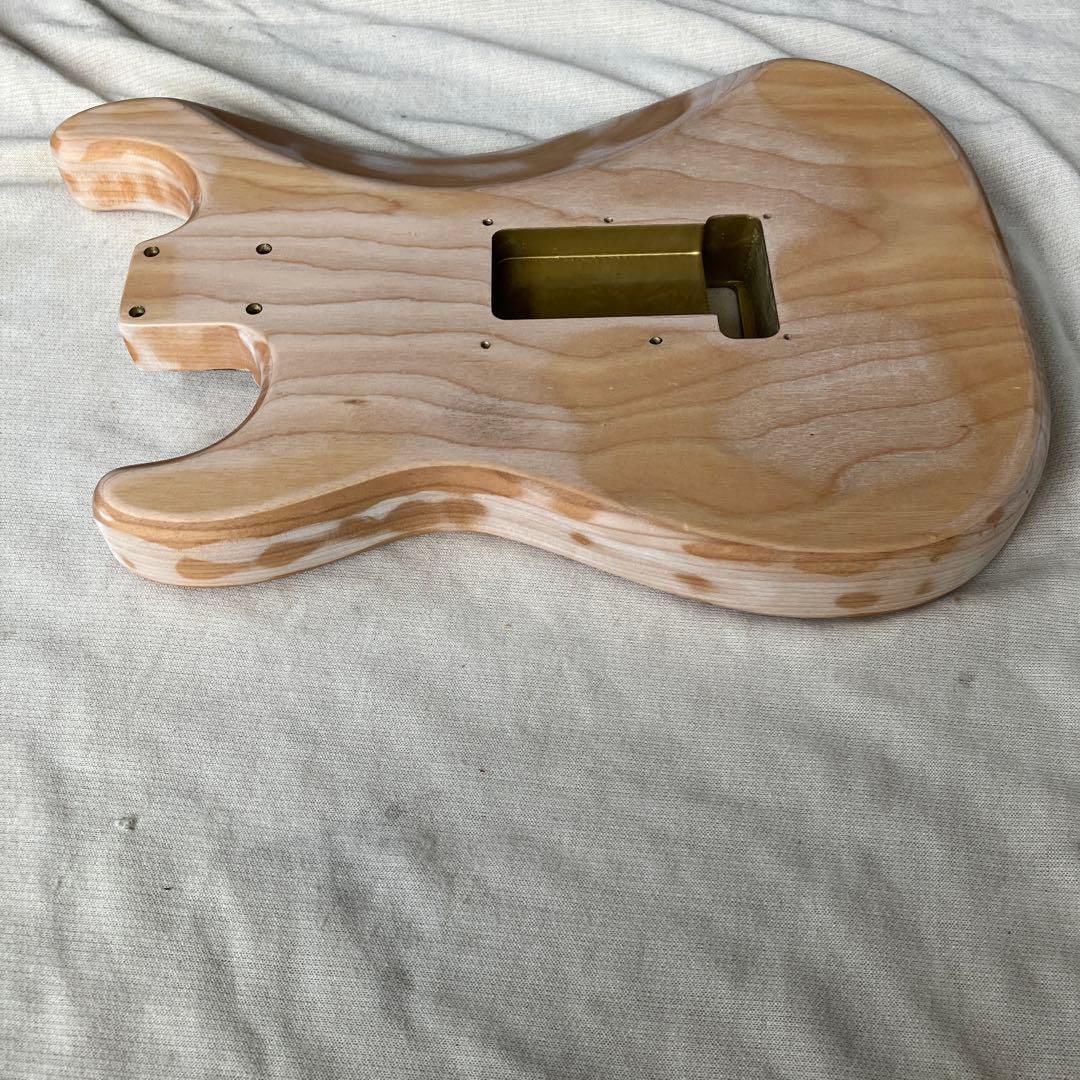 フェンダー ストラトキャスター ボディ未塗装