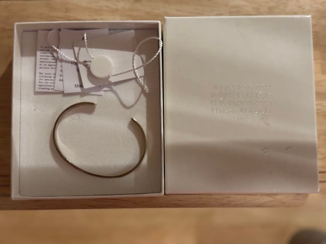 Maison Margiela ナンバリング カフ ブレスレット マルジェラ
