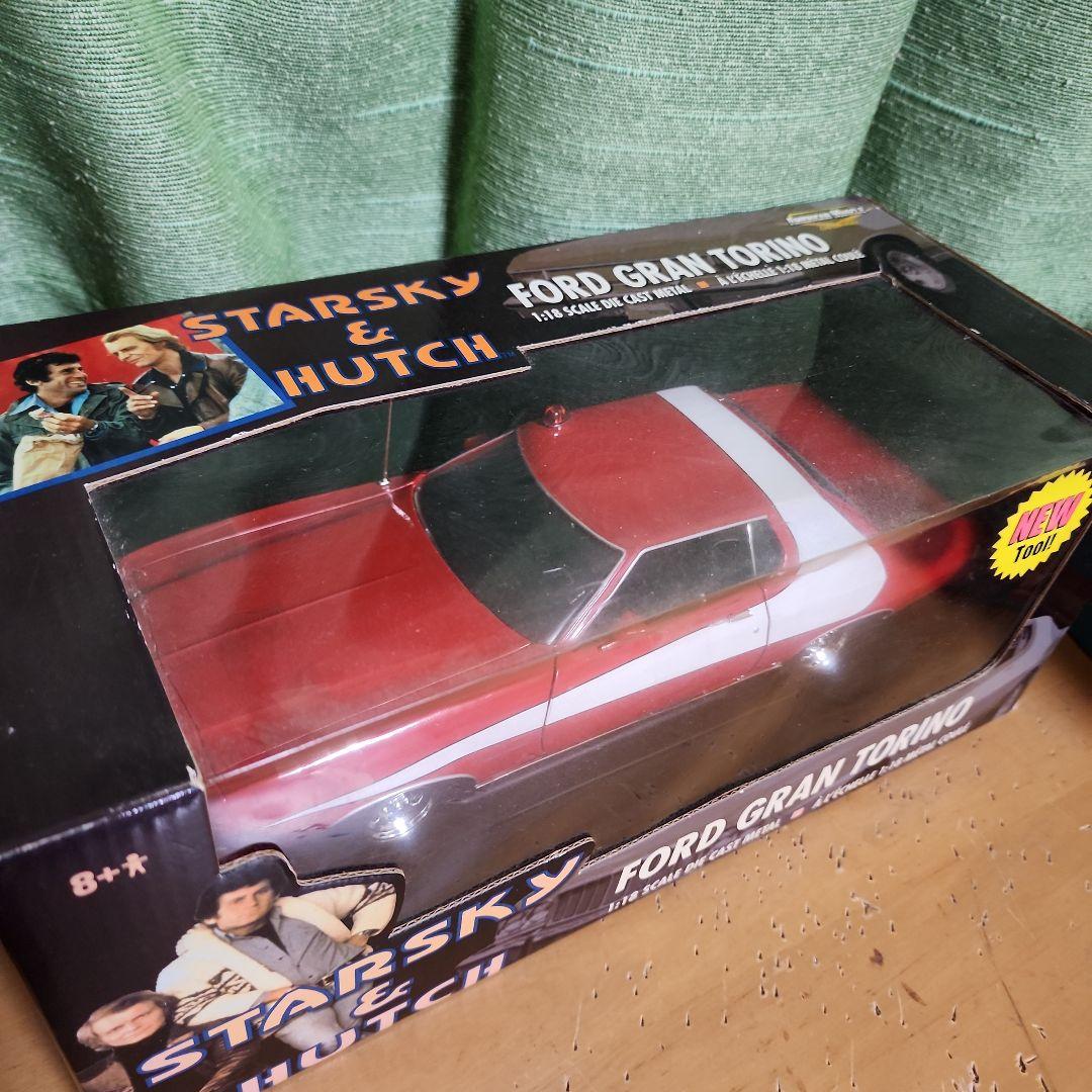 自動車 Starsky & Hutch Ford Gran Torino 1/18