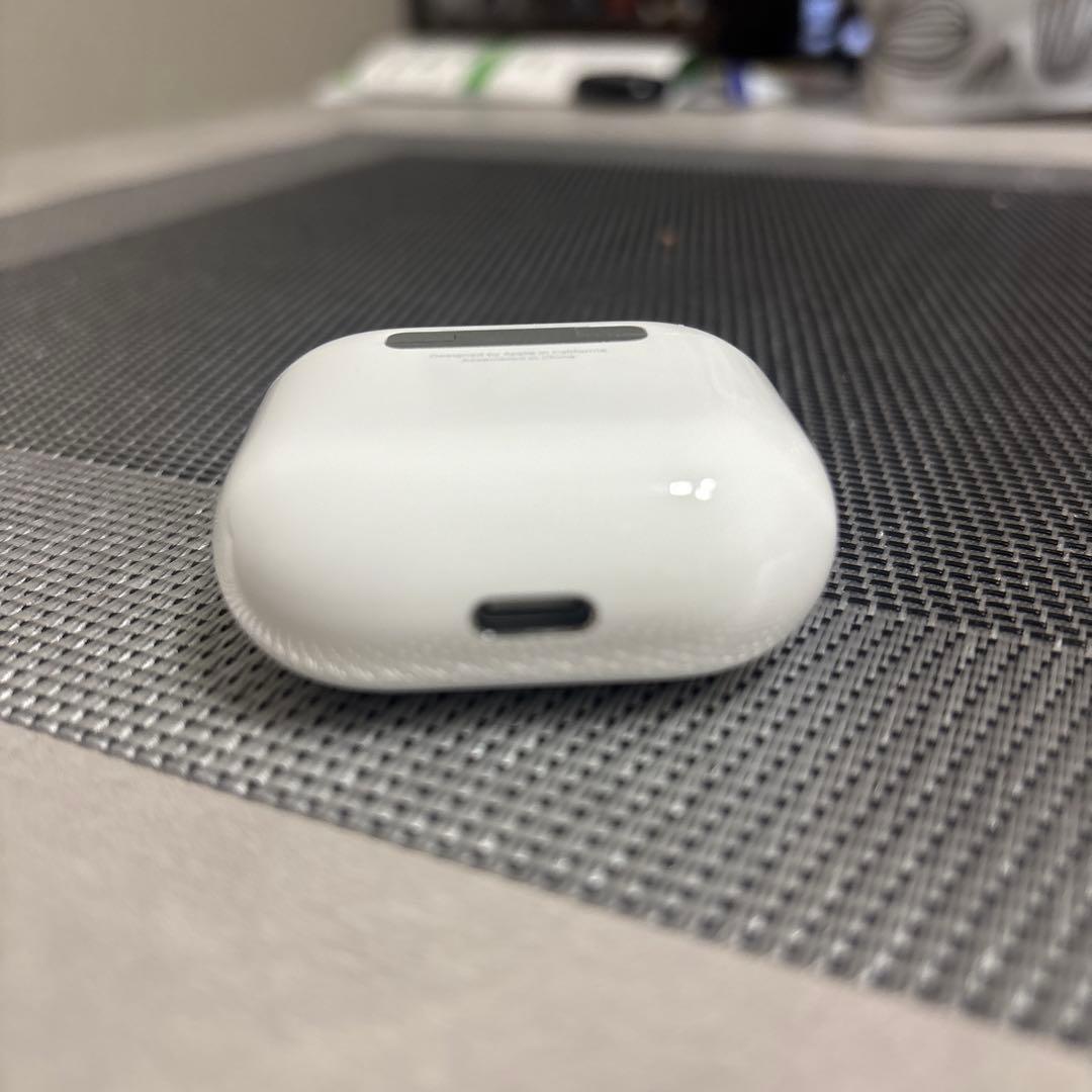 AirPods 4 本体 ノイズキャンセル非搭載