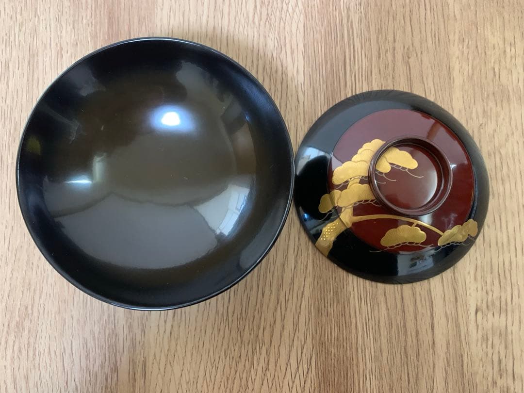 輪島塗　木製漆塗吸物椀8客　見返し蒔絵　汁椀　時代物　松　鶴　お正月　未使用品