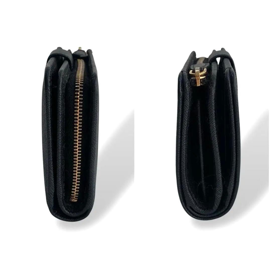 プラダ　二つ折り財布　ネイビー　レディース