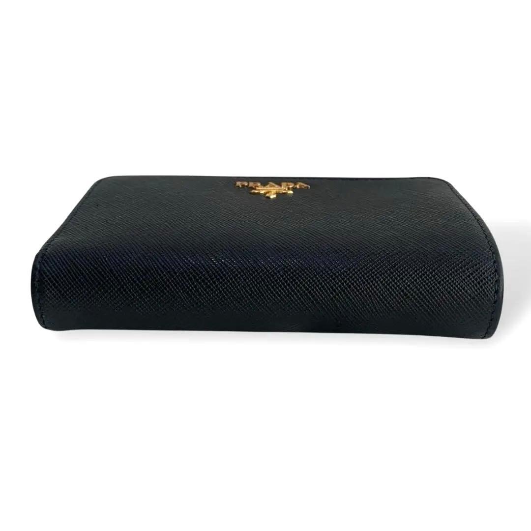 プラダ　二つ折り財布　ネイビー　レディース