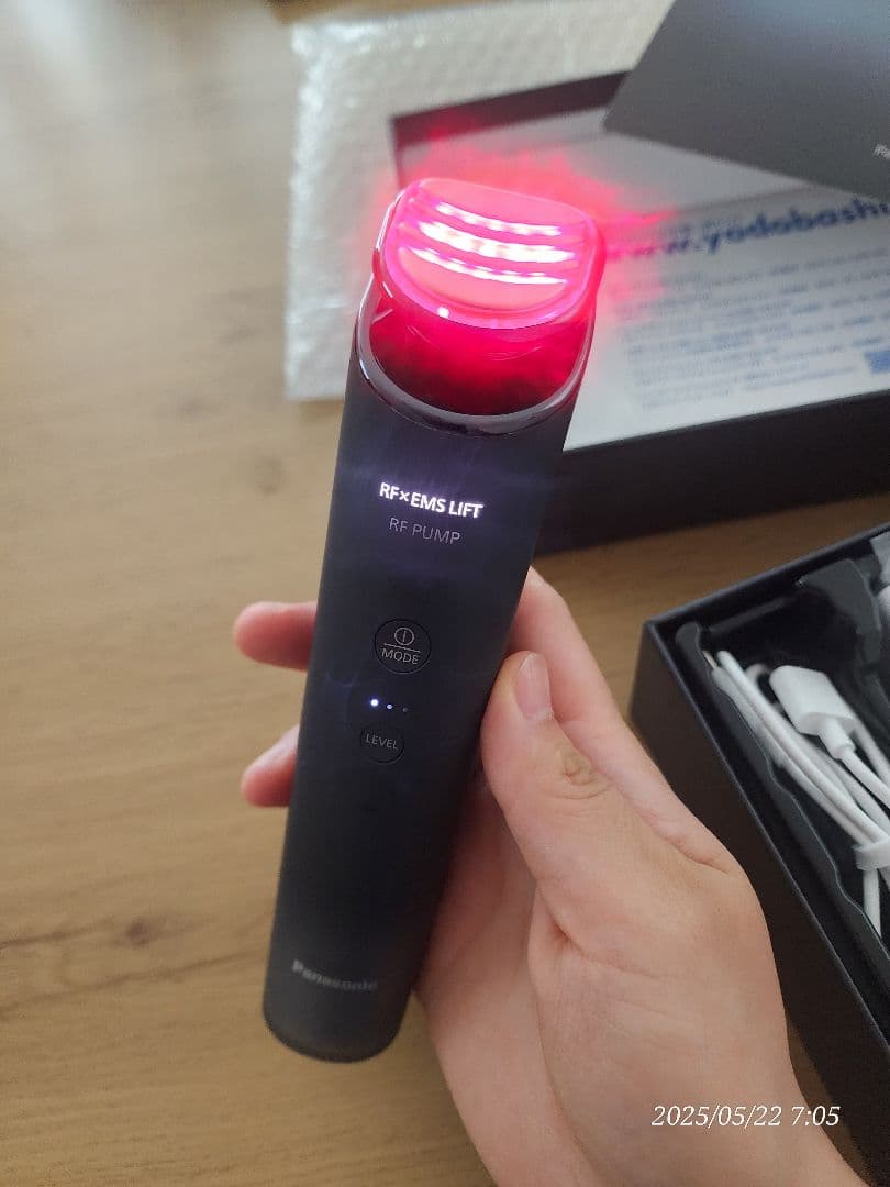 Panasonic バイタリフト SR85-K 美顔器