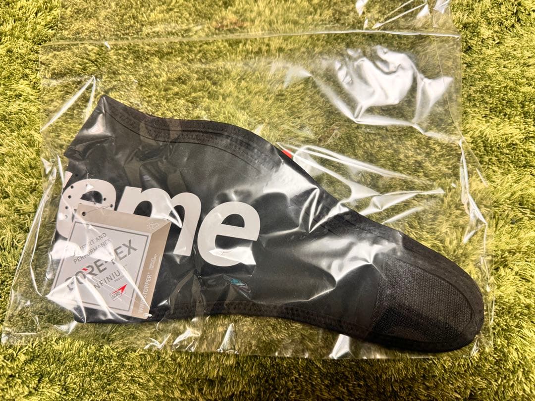 未使用品 Supreme WINDSTOPPER® フェイスマスク ブラック