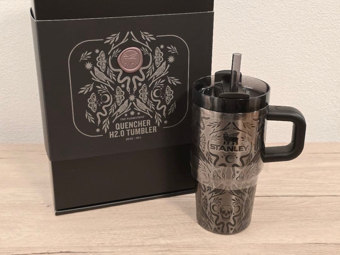 限定　Stanley クエンチャー 591ml ブラックダマスク　ハロウィン