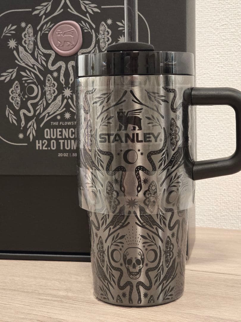 限定　Stanley クエンチャー 591ml ブラックダマスク　ハロウィン