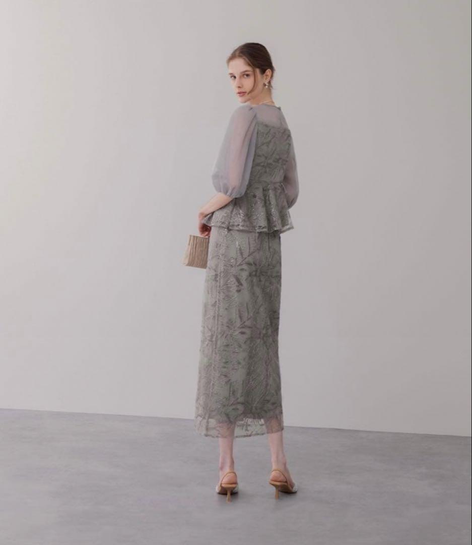 LEJAシアーパフスリーブペプラムスパンコール花柄Iラインドレス オケージョン