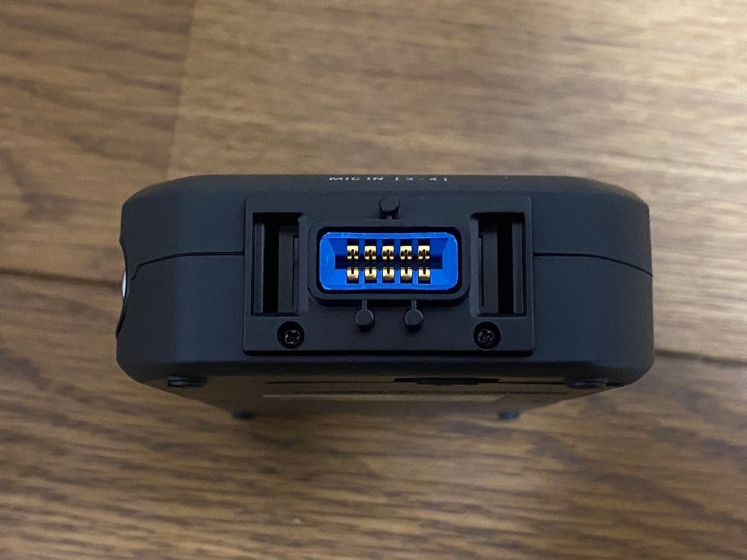 ZOOM U-44 オーディオインターフェイス