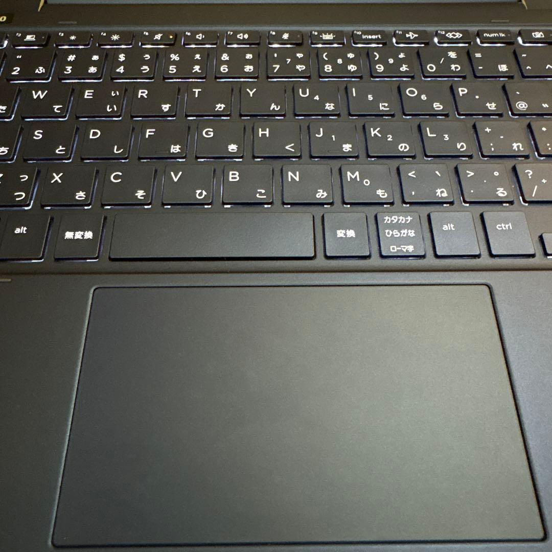 Jasmin Wong 　HP Elite Dragonfly G2