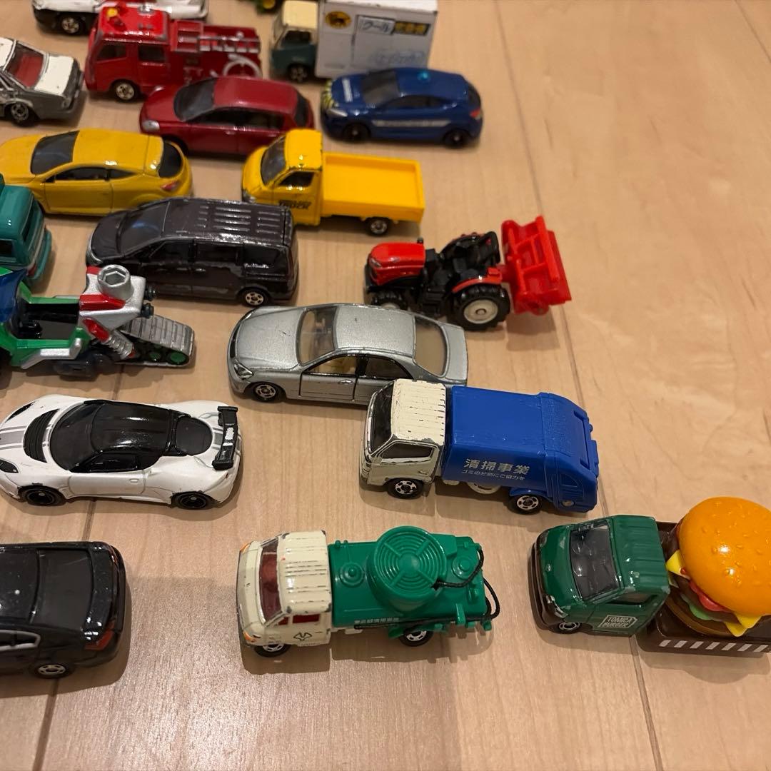 トミカ いろいろセット まとめ売り　昭和の日本製あり 光るテコロジー　洗車機