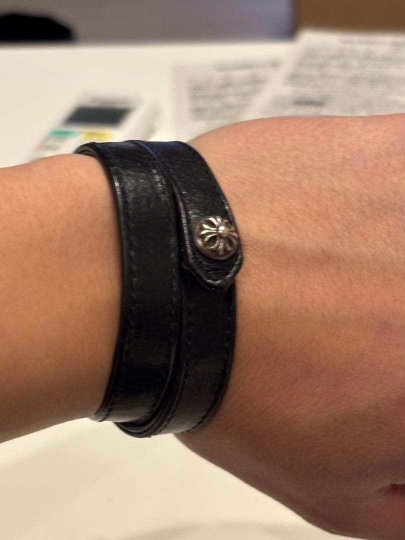 クロムハーツ　黒レザー二重巻きブレスレット