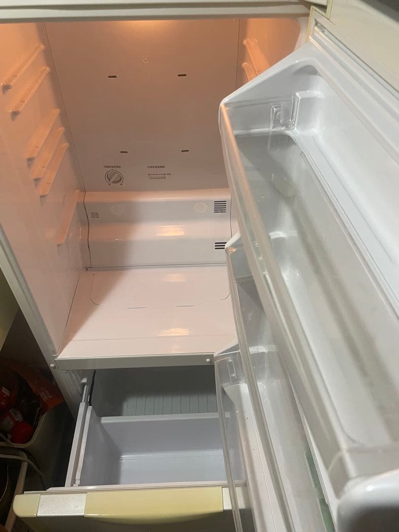 【送料込み】SANYO冷蔵庫 175L 2ドア SR-B18P