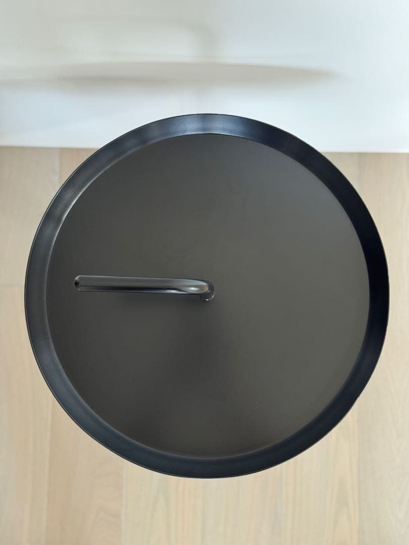 HAY DLMサイドテーブル　黒