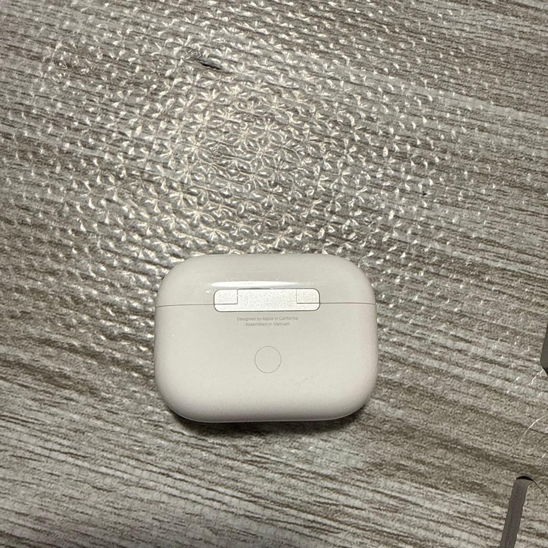 AirPods Pro 第二世代本体 ホワイト 充電ケース付き