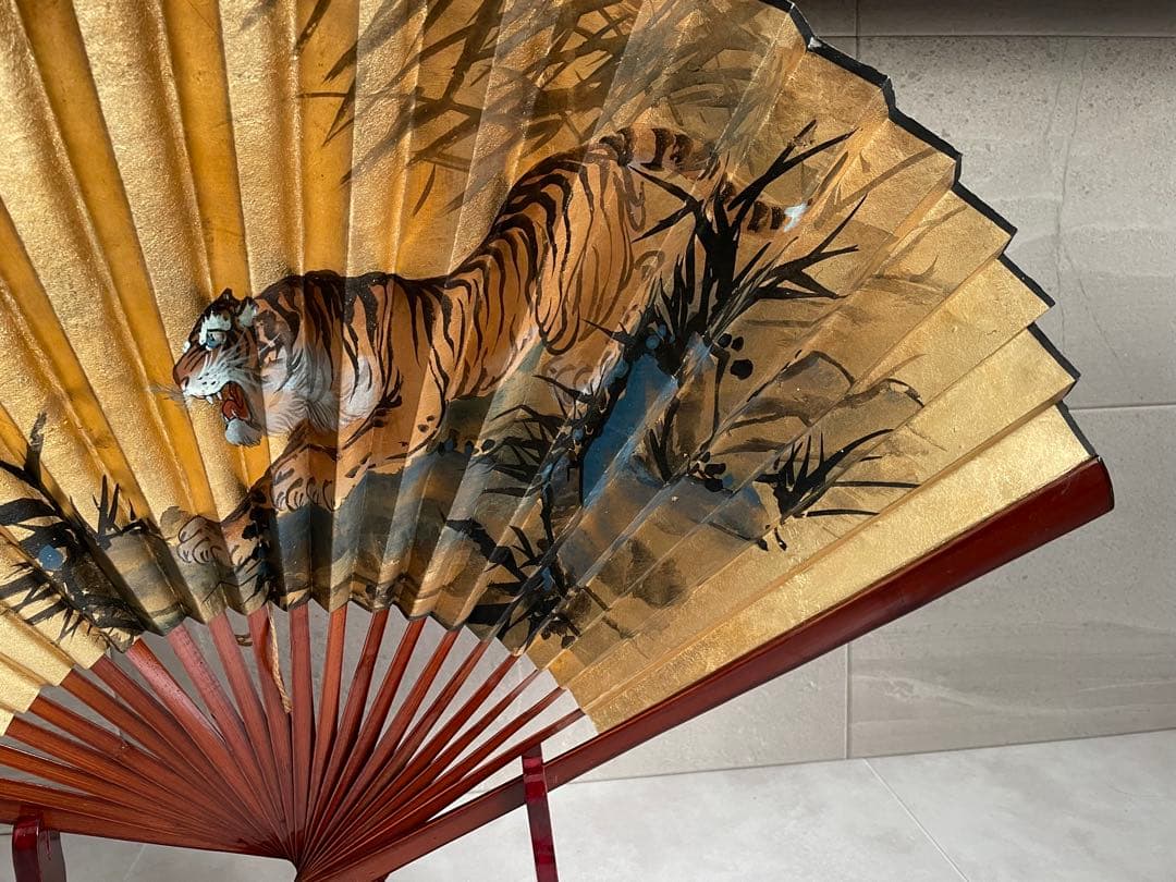 扇　置物　虎　金魚　2セット