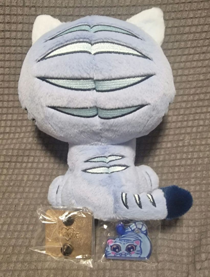 KPOP DEMON HUNTER トラ Derpy ぬいぐるみ