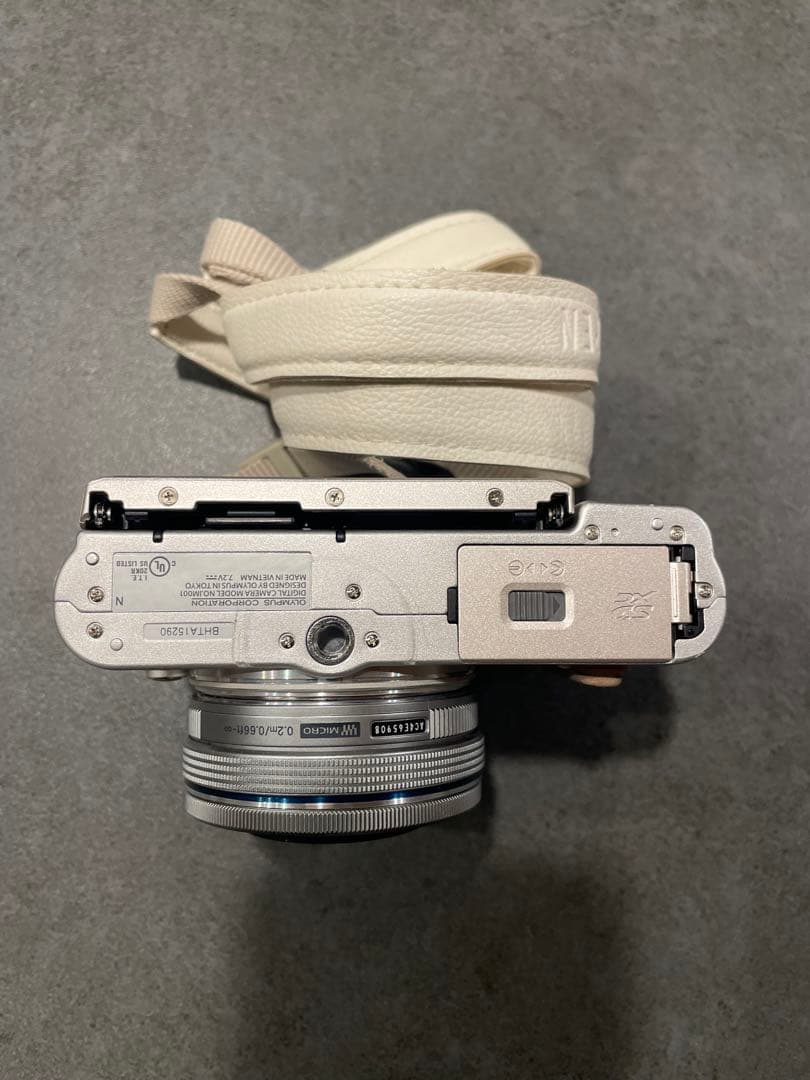 OLYMPUS PEN E-pl8 ミラーレスカメラ 14-42mm ブラウン