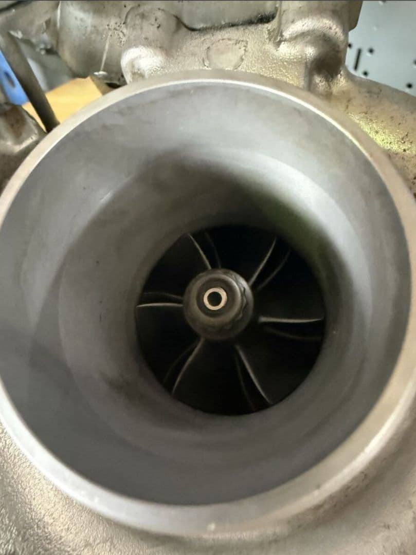 ER34 後期タービン HKSアクチュエーター付き