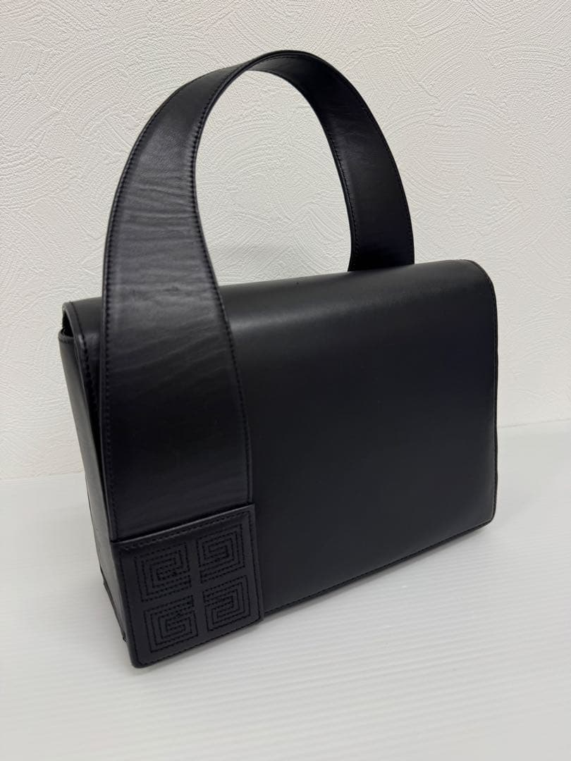 美品 ジバンシー 4G ステッチ ロゴ フルフラップ レザー ハンドバッグ