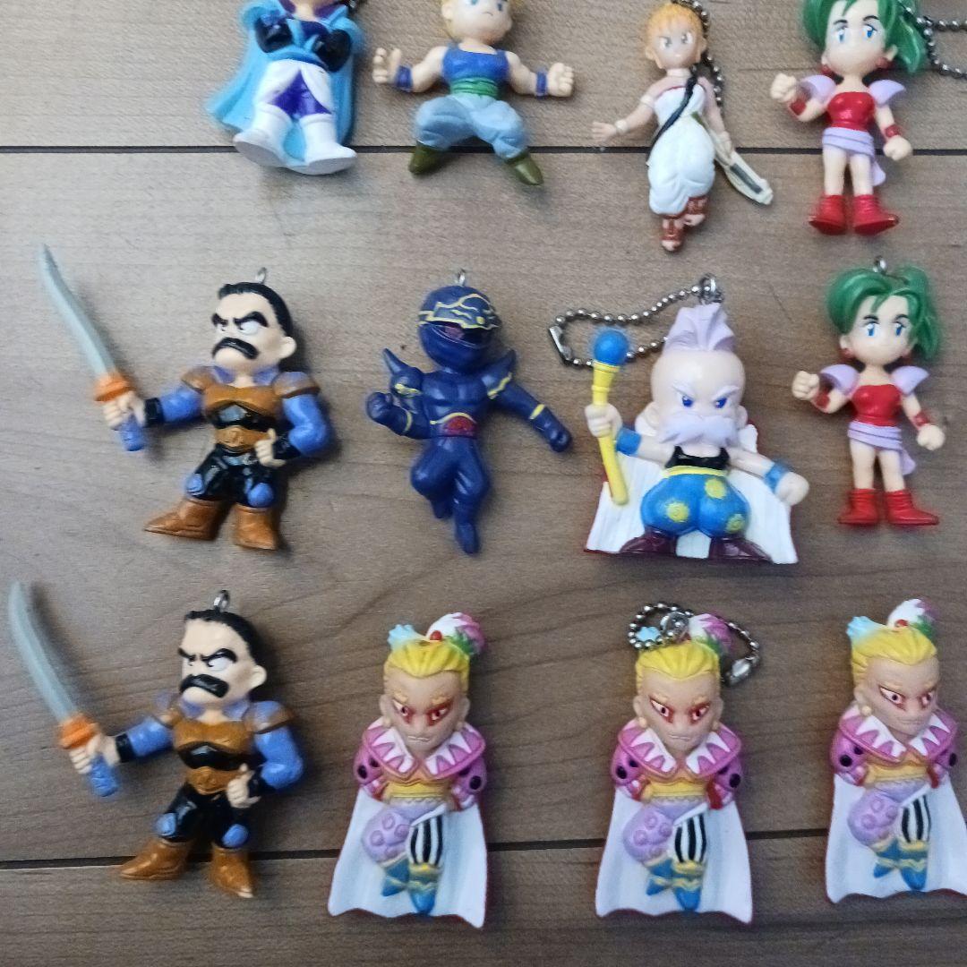 ファイナルファンタジー　☆　キーホルダーセット 16体　☆　綺麗　☆レア☆当時物