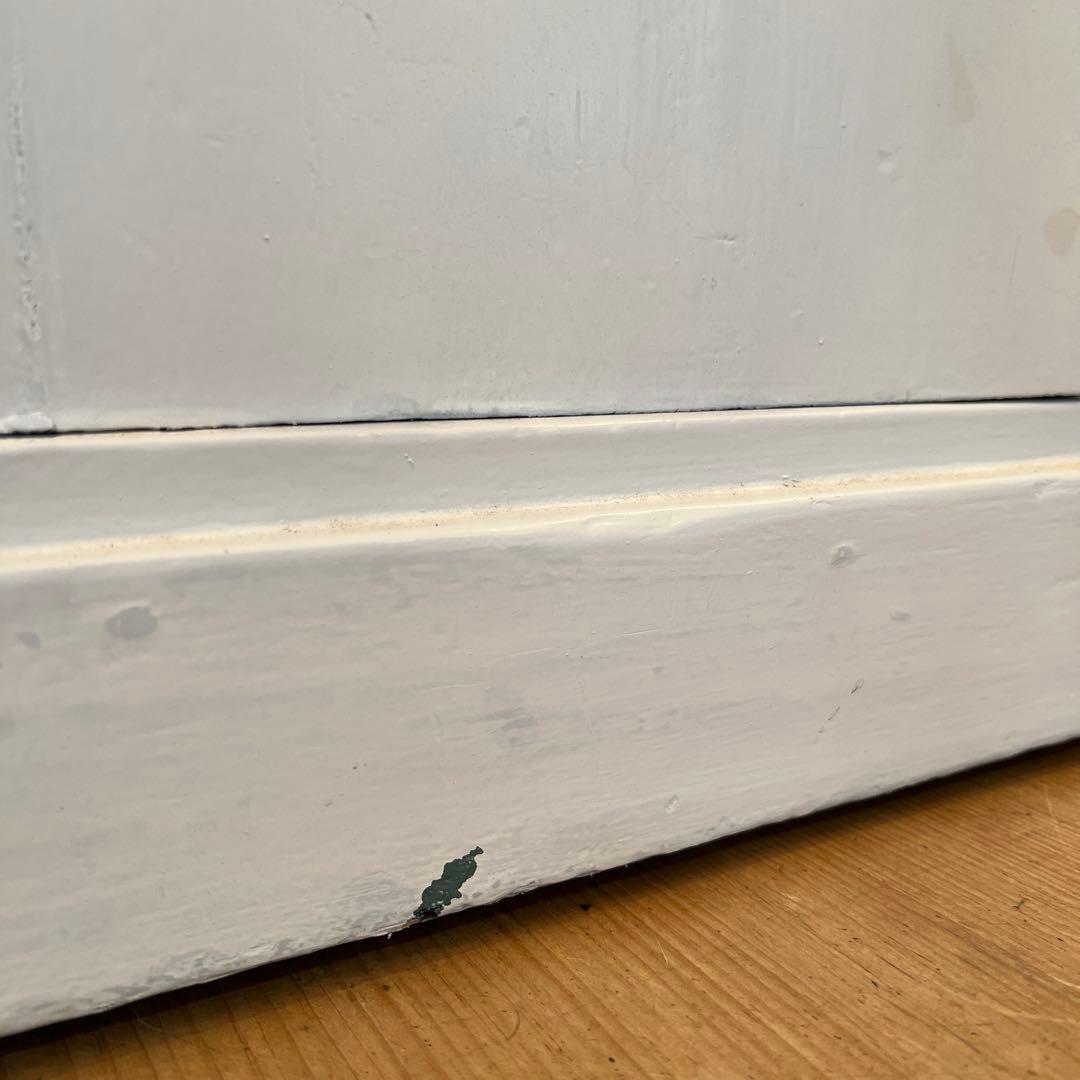 英国ヴィンテージ1950年〜塗りキャビネット 引き出し付き