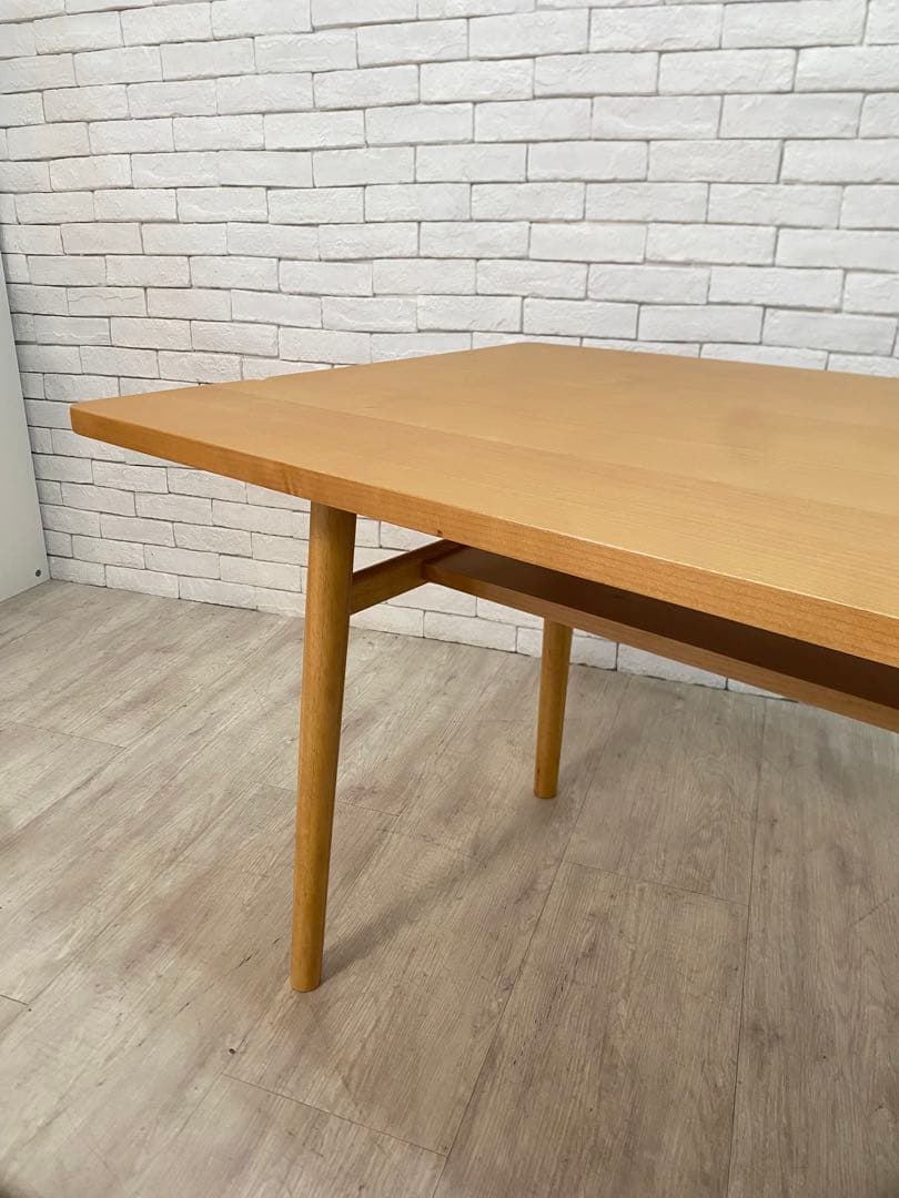 【春まま】ウニコ ダイニングテーブル SULA 机　傷あり