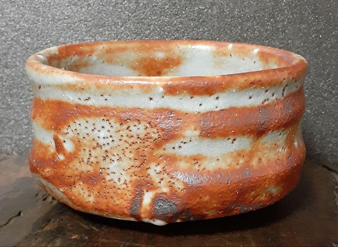 日展作家】志野焼　河合竹彦 造　鼠志野　大振り　茶碗　共箱　栞附属　茶道具　茶器