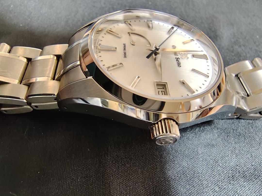 【けけけ】グランドセイコー SBGA211 雪白 スプリングドライブ