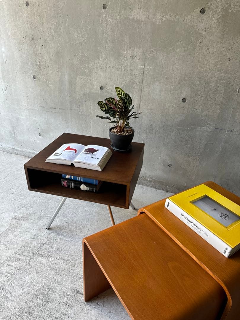 スペースエイジ　ボックスサイドテーブル