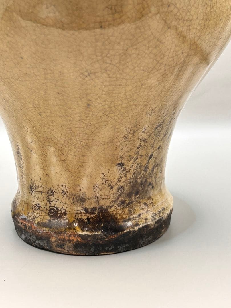 なんとも輝かしい古壺　古瀬戸　俵壺　唐津系壺 木箱○ 永仁の壺　壺 花器