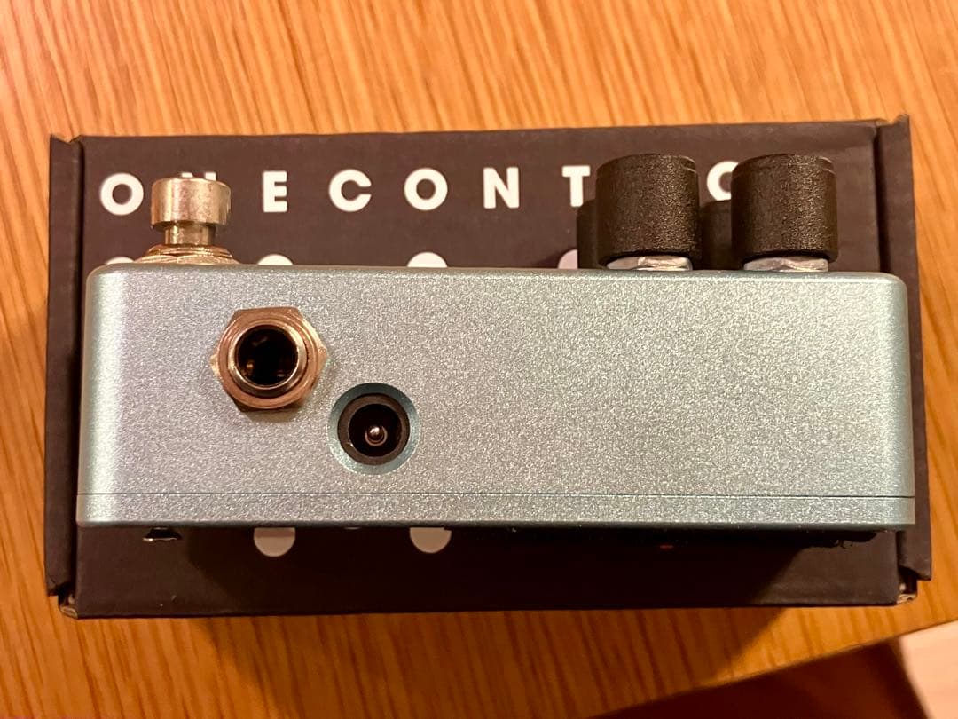 One Control Blues 360 AIAB ベースエフェクター