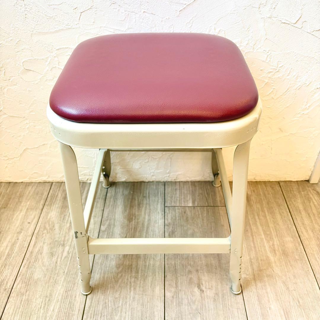 LYON FACTORY STOOL 廃盤品