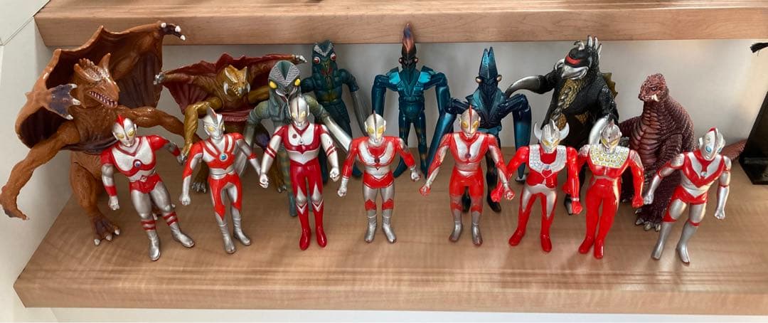 【貴重コレクション】ウルトラマンシリーズ 他フィギュアセット 77体