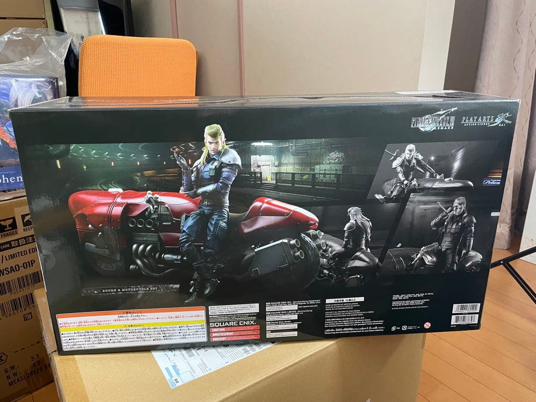PLAY ARTS改 ファイナルファンタジー ローチェ＆バイクSET