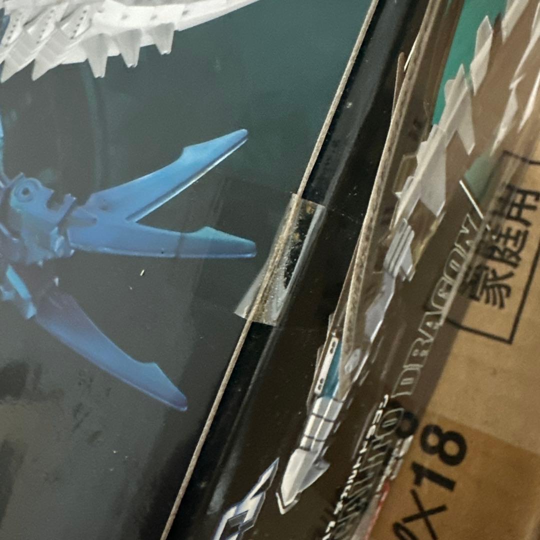 【新品】ゾイドジェネシス　デカルト　ドラゴン　プラモデル　GZ-017