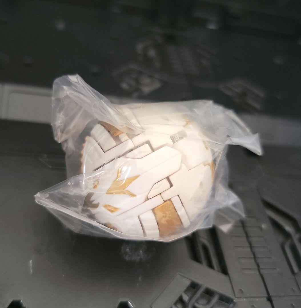 巨(ギガン)タウレス W(ホワイト)-ARMOR ver.　爆TECH拡張パック