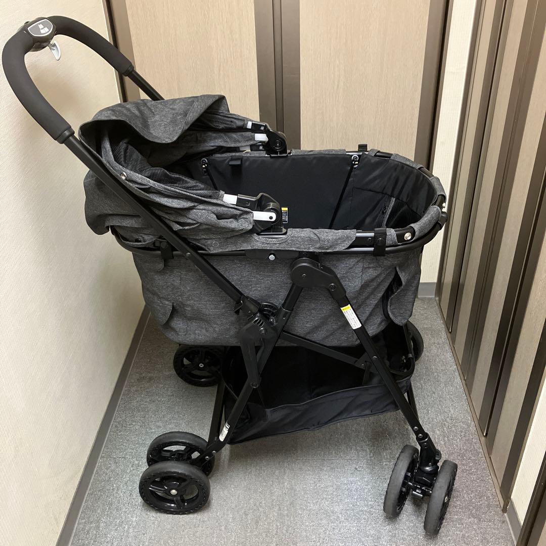 3 Combi コムペット ミリクランアルファ　ペットカート 30kg 多頭