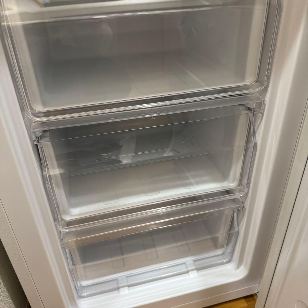 冷凍庫　64L MAXZEN