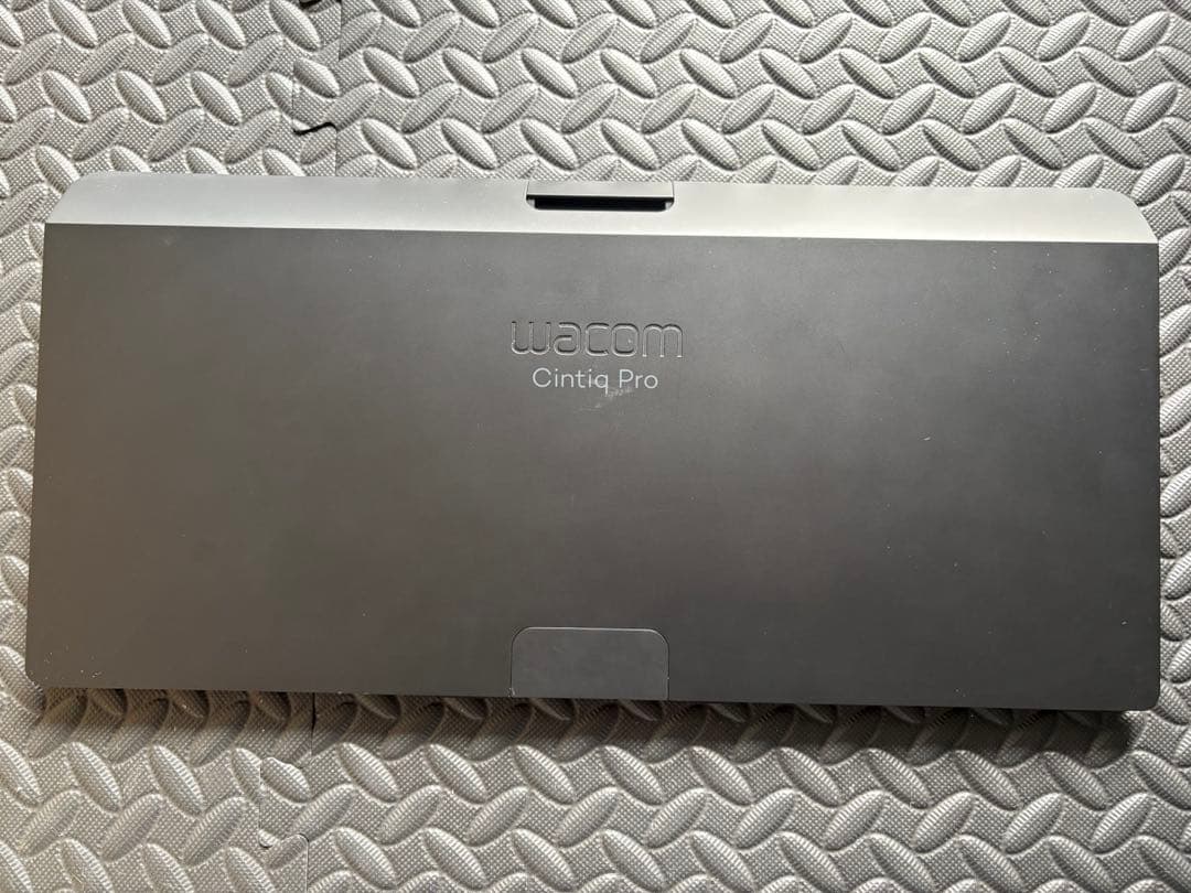 Wacom Cintiq Pro 24 ぺンモデル