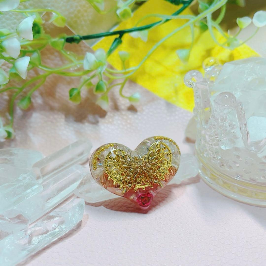 癒しのオルゴナイト❤️オーラクォーツ＋インカローズのハート型♡