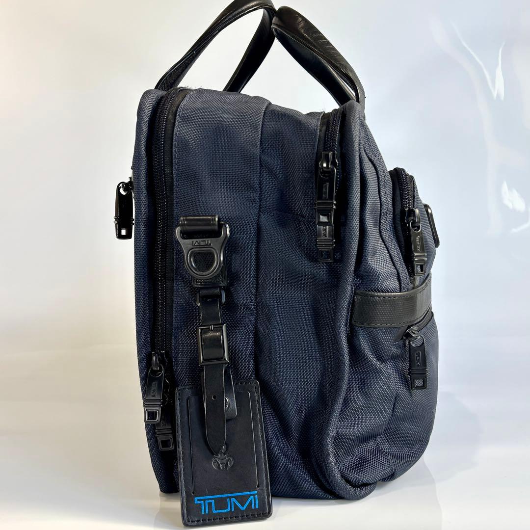 美品 トゥミ ソフネット 2WAY ブリーフケース ネイビー ビジネスバッグ