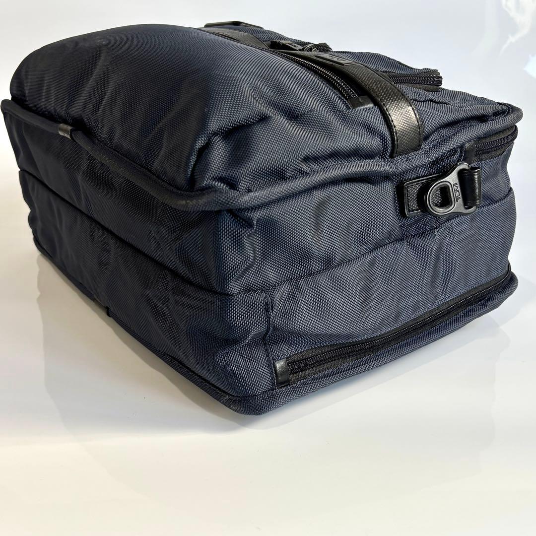 美品 トゥミ ソフネット 2WAY ブリーフケース ネイビー ビジネスバッグ