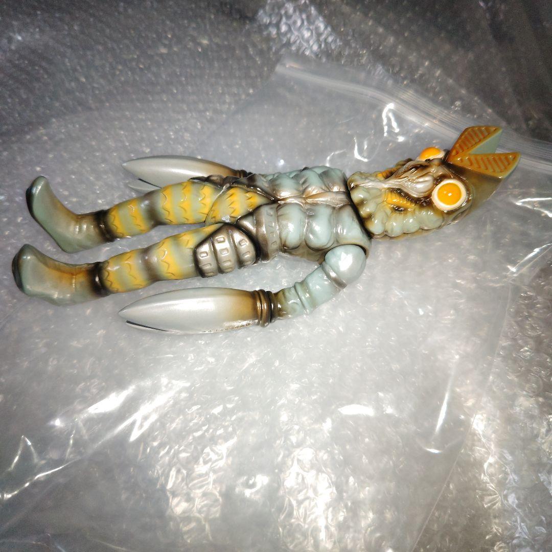 LESTANG NICOLAS　ウルトラマン　バルタン星人　ソフビ