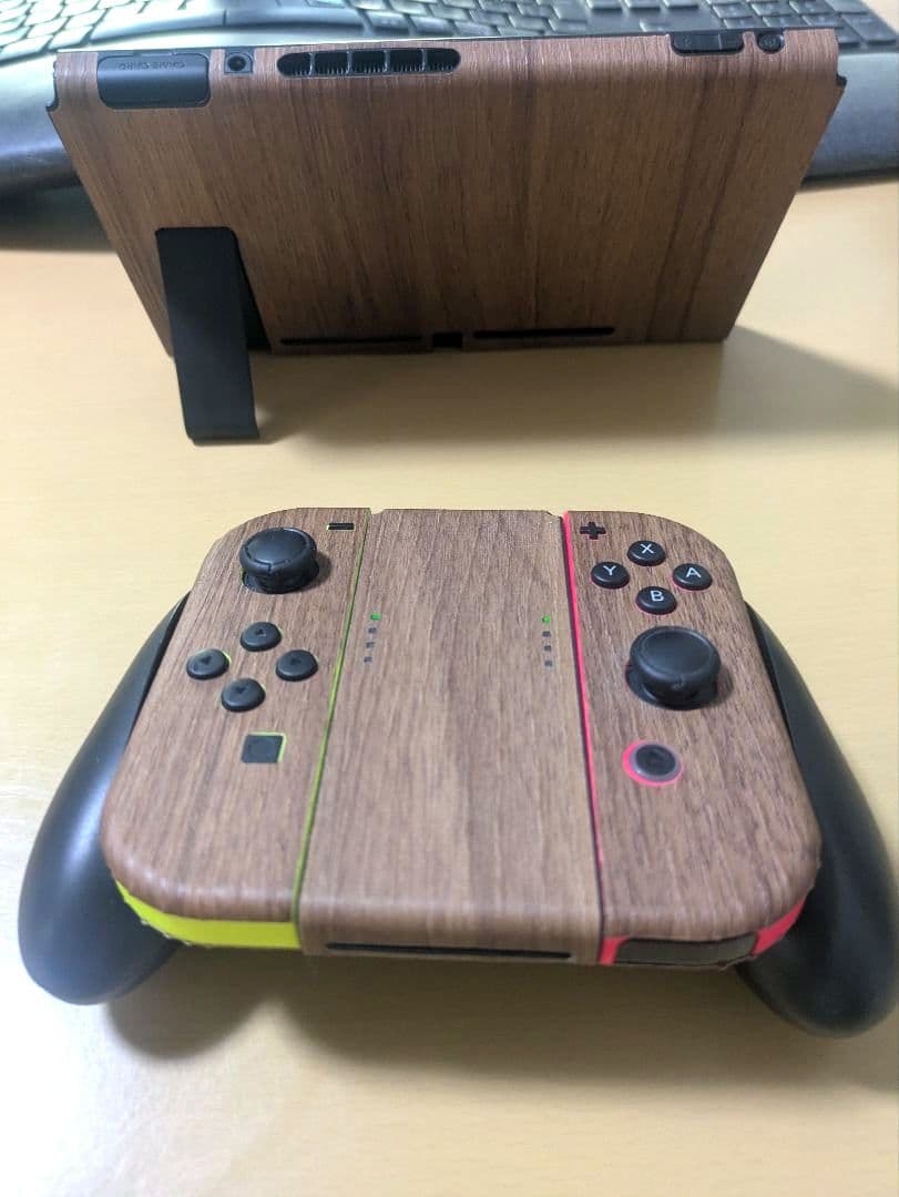 Nintendo Switch 通常モデル 箱あり　木目調スキンシール